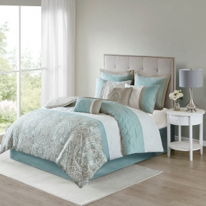 Coastal Comforter Sets: Your Seaside Bedroom Escape