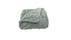 Warning: You Might Cancel Plans Once You Try the Faux Fur Blanket!