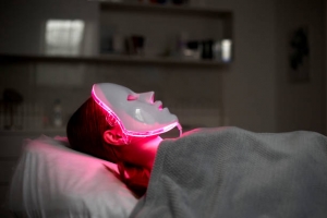 Red Light Therapy in Newport Beach: Your Path to Radiant, Healthy Skin
