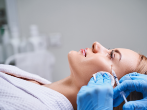 Radiant Skin Solutions: Whitening Injections in Islamabad at Dr. Fazeela Abbasi’s Clinic