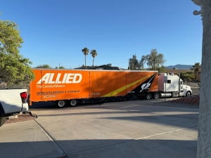 Why Local Commercial Movers in Farmington Are Better Than National Chains