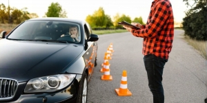 Why Are Driving Lesson Classes the Smartest Way to Become a Confident and Safe Driver?