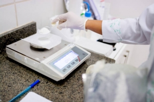 OHAUS Scales with Label Printing: Streamlining Retail Sales