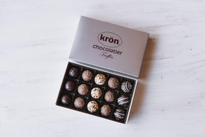 Vegan Box of Chocolates: The Most Luxurious Gift of 2025