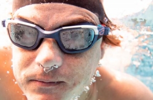 Swimming Goggles: The Complete Guide to Choosing the Right Pair for Comfort, Clarity & Performance