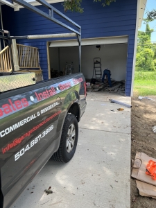 The Ultimate Guide to Choosing the Right Garage Door Company for Your Needs