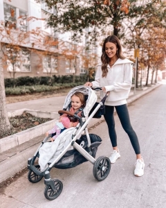 Choosing the Best Stroller for 2025: A Parent’s Everyday Guide