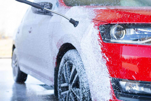 Top Mistakes to Avoid When Choosing Car Cleaning Services in South Delhi