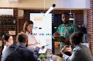 What Makes A Performance Branding Agency Different From Just Another Marketing Firm?