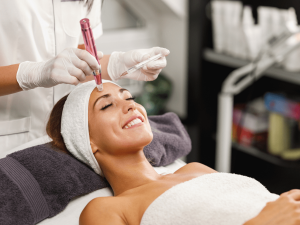 Can Microneedling Help With Hyperpigmentation Issues?