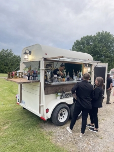 Mobile Bar for Corporate Events: Elevate Your Office Celebrations with Bulles et Bières
