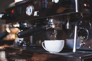 How Do Fully Automatic Commercial Coffee Machines Work?