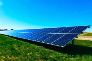 Harness the Power of the Sun: Why the Right Solar Panel is Important to the UK Homes and Businesses