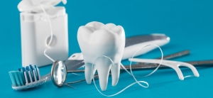 Simple Daily Habits to Maintain Perfect Hygiene for Your Dental Implants