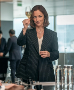 Mayor of Kingstown Wardrobe Leather Jacket Black Style Guide: