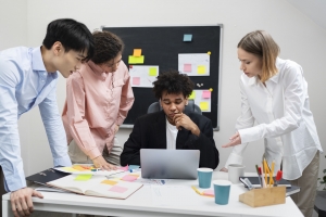 Adopt This Tiny Habit to Turn Your Team Into a Breakthrough Machine