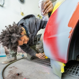 Get Trusted Milwaukee Auto Body Dent Repair Service at Affordable Prices