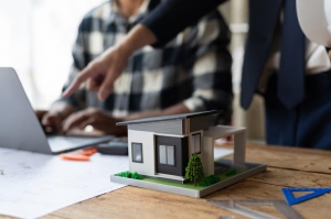 How to Avoid Costly Errors When Selecting Real Estate Builders in Gurgaon