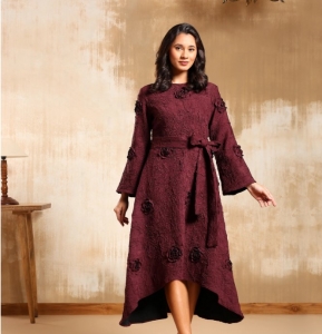 Christmas Dresses for Women | Stylish Outfits for Festive Days