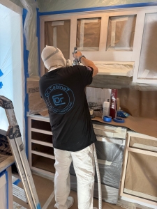 Best Cabinet Painting Services for a Fresh New Look