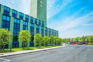 Why a Clean Business Exterior Is a Powerful Marketing Tool?