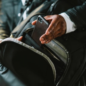 Why the Best Cell Phone Faraday Bag Matters in Today’s Digital Age