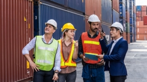 How a Logistics Company in Canada Helps Businesses Reduce Shipping Delays and Costs