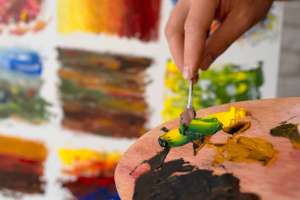 What Are The Top Benefits of Painting Therapy?