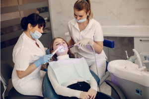 Whom to Call When You Face a Dental Emergency in Scottsdale