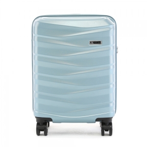 Matching Your Suitcase to Your Travel Personality