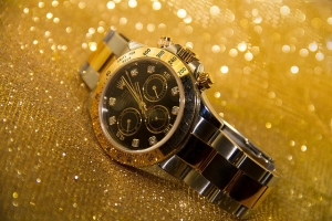 Timeless Elegance: Navigating the World of Used Luxury Watches in Dubai