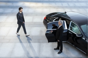 Cruise in Style: Luxury Transportation Options in Laguna Beach