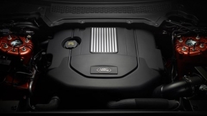 Under the Hood Magic: Land Rover Discovery 5 Engine Exploration