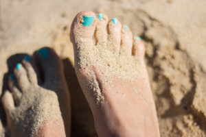 The Role of Integrative Medicine in Toenail Fungus Treatment: A Holistic Approach to Foot Health