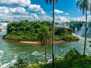 Nature's Grandeur and Inca Splendours: Iguazu Travel and Peru Tour Experiences