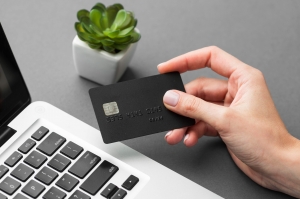 Navigating the Credit Card Landscape with Confidence and Wisdom