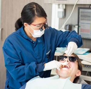 How Can AnEmergency Dentist In River Oaks Save Your Smile And Day?