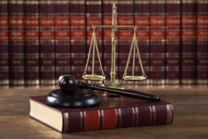 The Difference Between Civil and Criminal Law: Explained