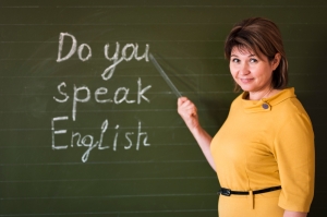 The Impact of Technology on Communication Skills and the Role of English Speaking Courses