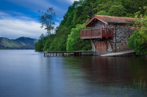 Embracing Northern Mystique: Scotland Tour Packages from Edinburgh and Norway Northern Lights Tour Packages