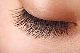 Blink and You Won't Miss It: The Hottest Trend in Dubai - Eyelash Hair Transplants!