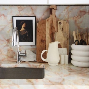 What Impact Do Pendant Light Shades Have on Mood Lighting?