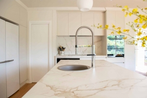 Comprehensive Guide to AzzaroSurfaces Quartzite Slabs for Sale