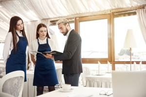 The Culinary Experience: How Commercial Kitchen Consultants Elevate Dining