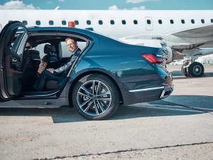 Seamless Journeys: Navigating Tampa with Point-to-Point Transportation Services by Tampa Airport Transportation