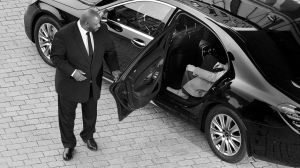 Black Car New Port: Unmatched Hourly Drop-Off Transportation Services in Irvine