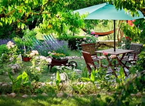 How to Achieve a Luxurious Garden Look Without Breaking the Bank