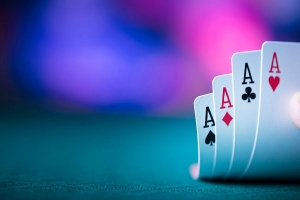 Why it is Important to Play Hold'em at an Online Poker Site