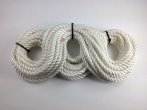 Examining Regional Dynamics in the Fender Rope Market