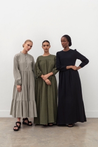 Navigating the World of Sustainable Women's Dresses and Ethical Fashion